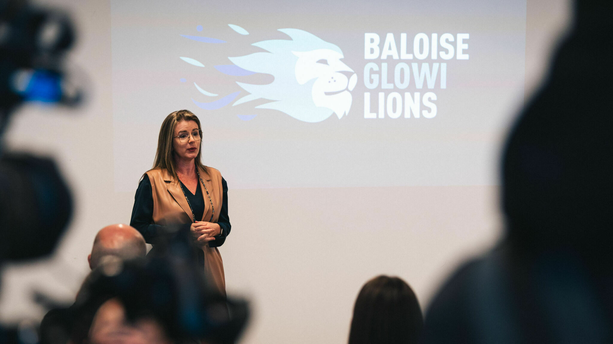 BTL Ploegvoorstelling All Pictures Blue Frame 43