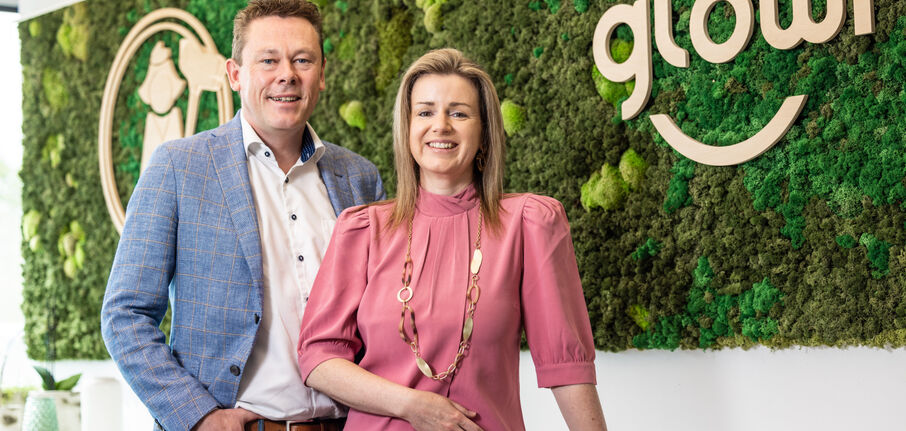 Jo Elly Glowi87 1600x900